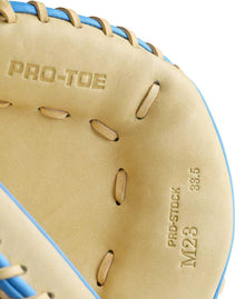 Wilson A2000 '27 Annual M23SS 33.5"-RHT