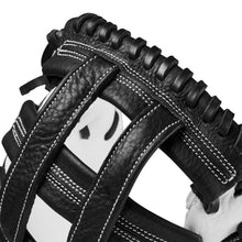 Wilson A1000 Fastpitch CM33 White/Black/Red 33"-RHT