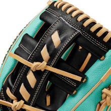 Wilson A2000 Spring 2025 1716SS 11.5"-RHT