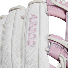 Wilson A2000 Fastpitch Spring 2025 FP12 12"-RHT