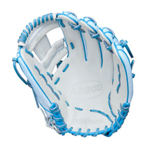 Wilson A2000 Fastpitch Winter 2025 H12SS White/Sky Blue-12"-RHT