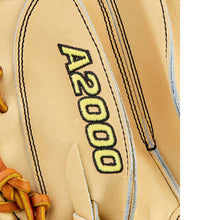 Wilson A2000 Classic PF33 Saddle Tan/Blonde 33"-RHT