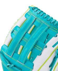 Wilson A2000 Fastpitch Spring 2026 FP50 White/Teal 12.25"