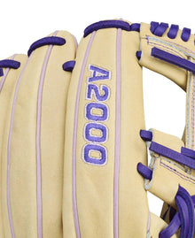 Wilson A2000 Fastpitch Summer 2026 H12 Blonde/Lavender/Purple 12"-RHT