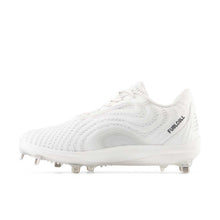 New Balance Fuel Cell L4040v7 Low Metal Cleat