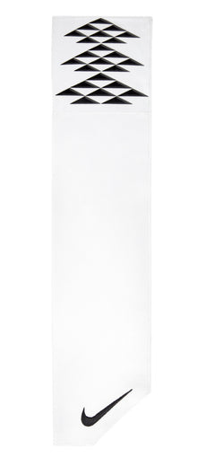 Nike Vapor Football Towel White/Black