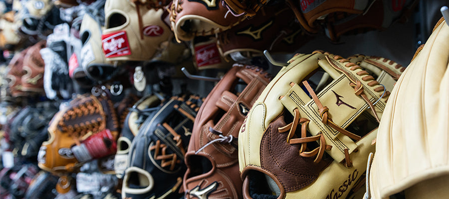 Choosing The Right Baseball or Softball Glove