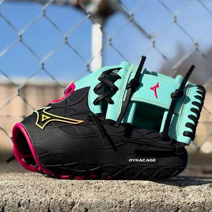 Mizuno Gloves