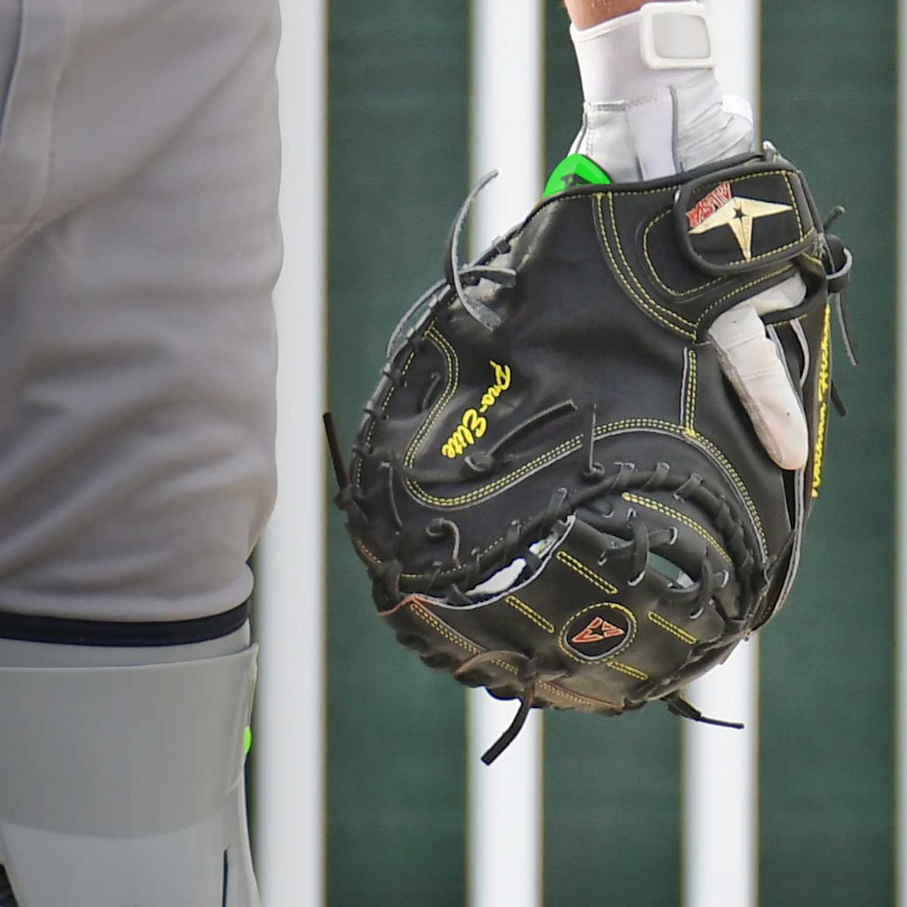 All-Star MVP Pro Catchers Thumb Guard-Large
