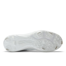 New Balance Fuel Cell L4040v8 Low Metal Cleats