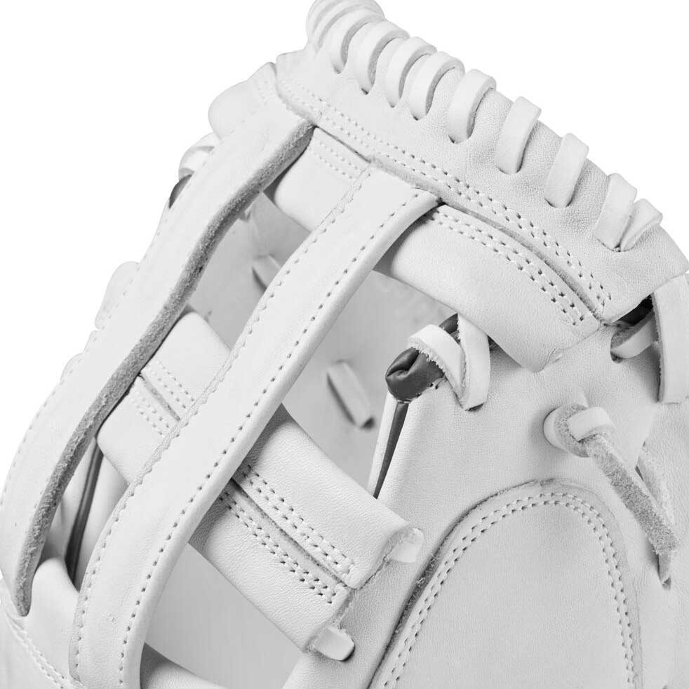Wilson A1000 Fastpitch CM33 White/Black 33"-RHT