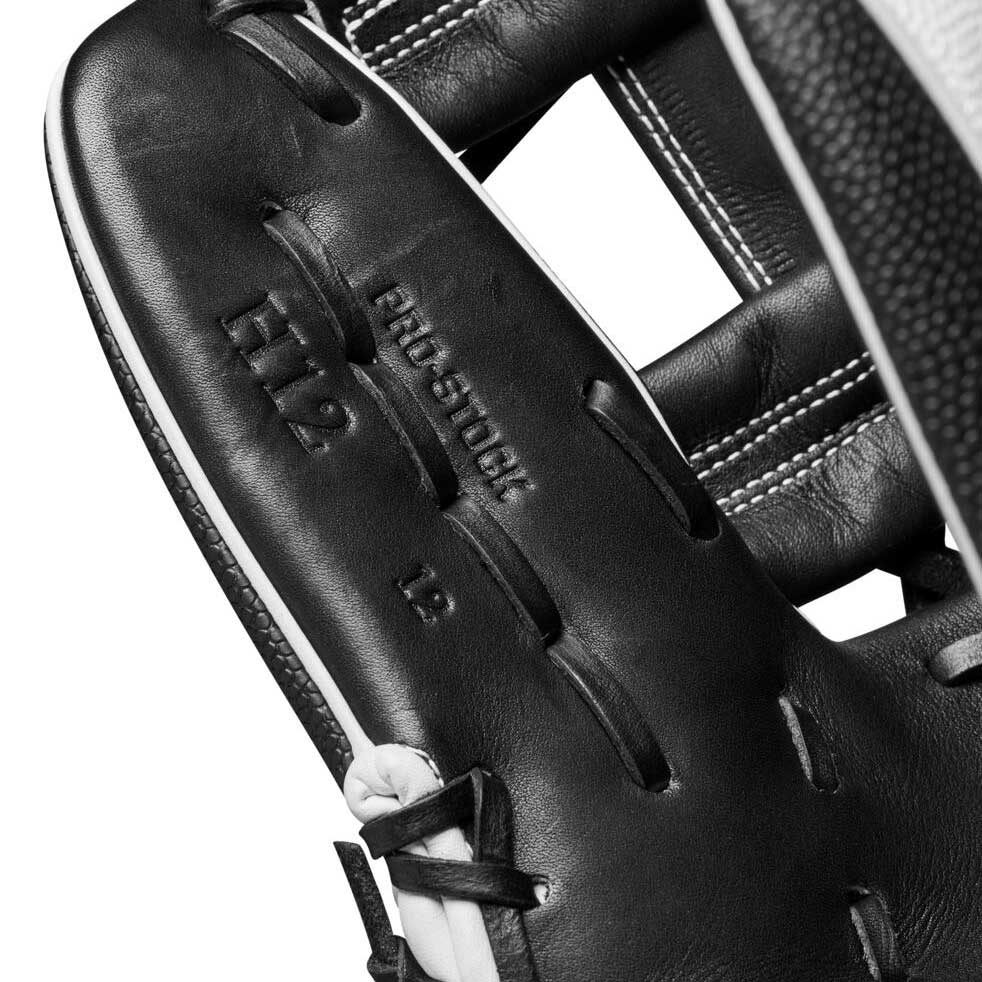 Wilson A2000 Classic Fastpitch H12 12"-RHT