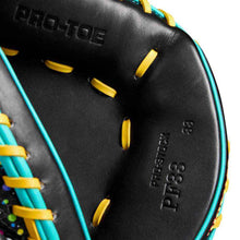 Wilson A2000 Spring 2025 PF33 33"-RHT