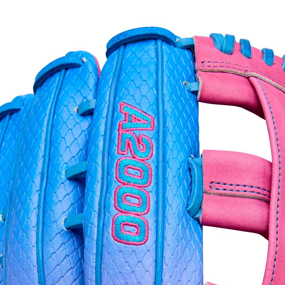 Guanto Wilson A2000 12,75” Serie Love The Moment 2025 – Rosa/Blu, Per Esterno