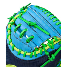 Wilson A2000 Fall 2025 Sky Blue/Navy PF33SS 33"-RHT