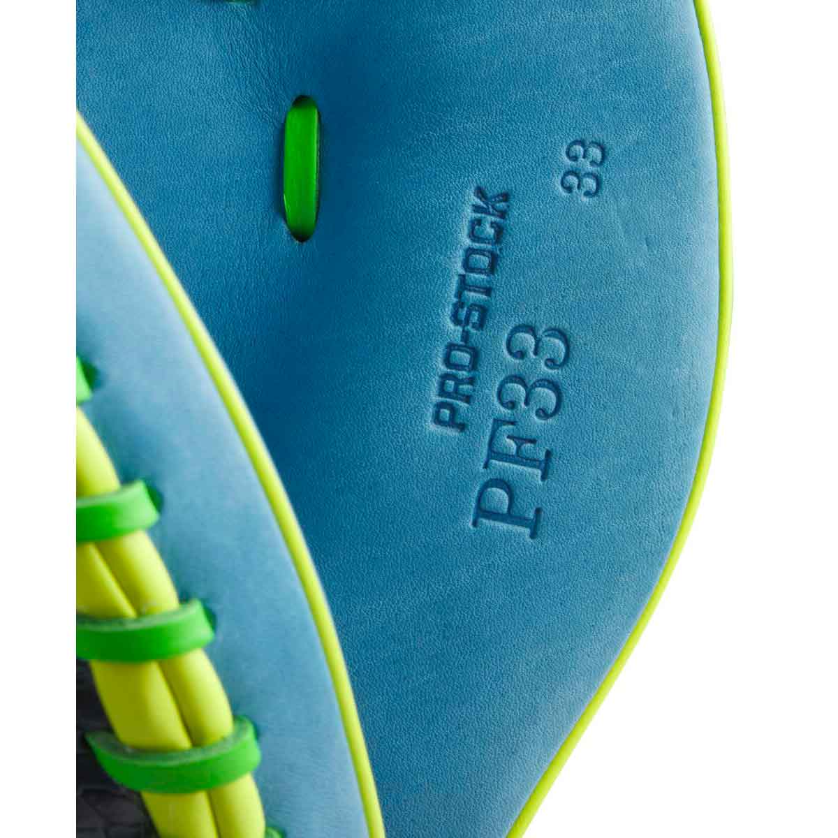 Wilson A2000 Fall 2025 Sky Blue/Navy PF33SS 33"-RHT