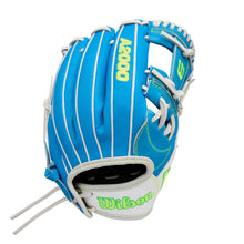 Wilson A2000 FP Fall 2025 H12 Sky Blue/White 12"-RHT