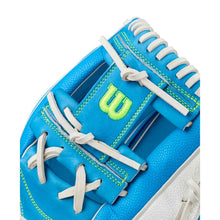 Wilson A2000 FP Fall 2025 H12 Sky Blue/White 12"-RHT