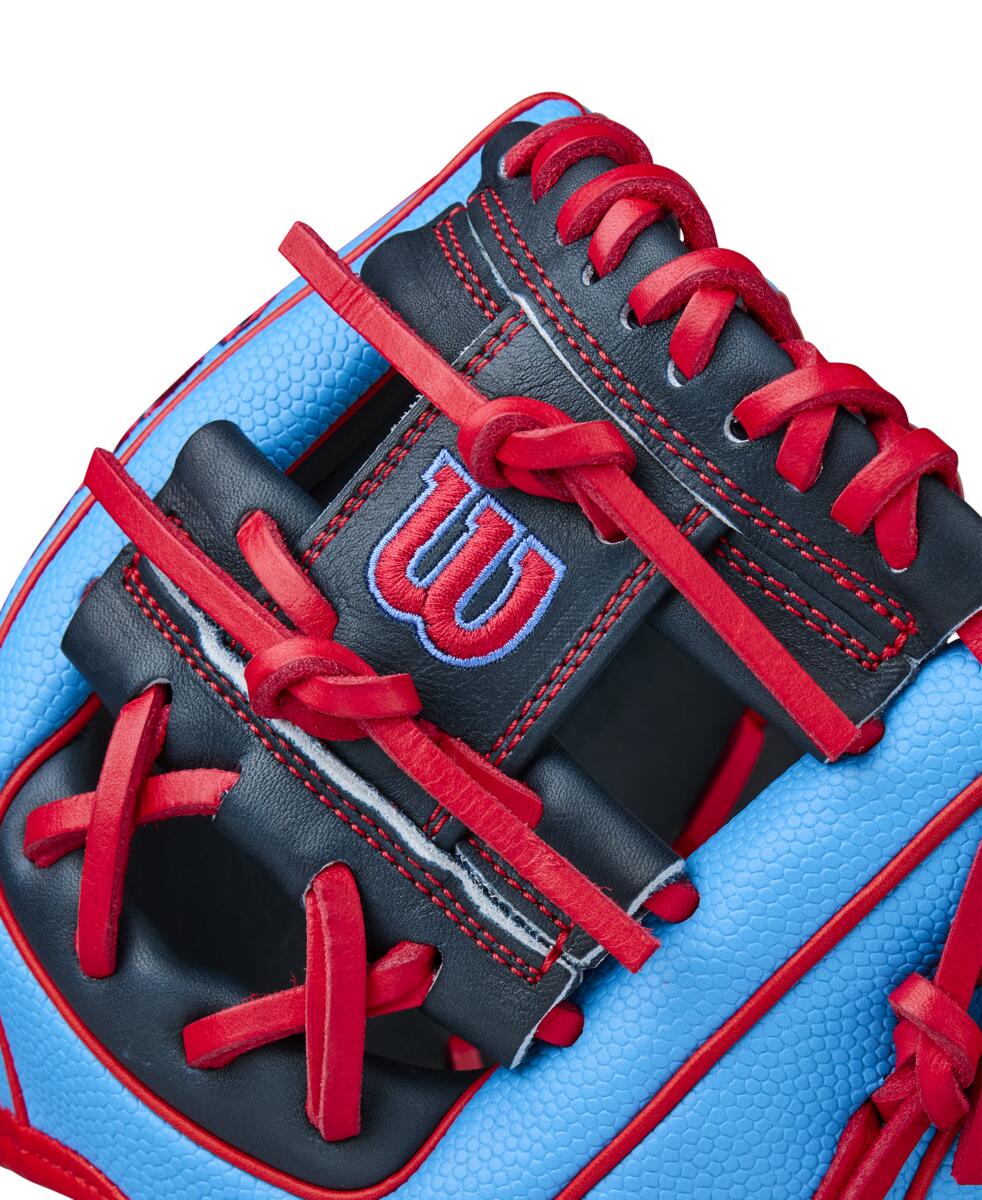 Wilson A2000 Winter 2025 PF11S Sky Blue/Navy 11"-RHT