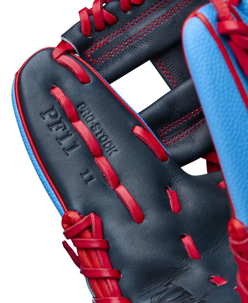 Wilson A2000 Winter 2025 PF11S Sky Blue/Navy 11"-RHT