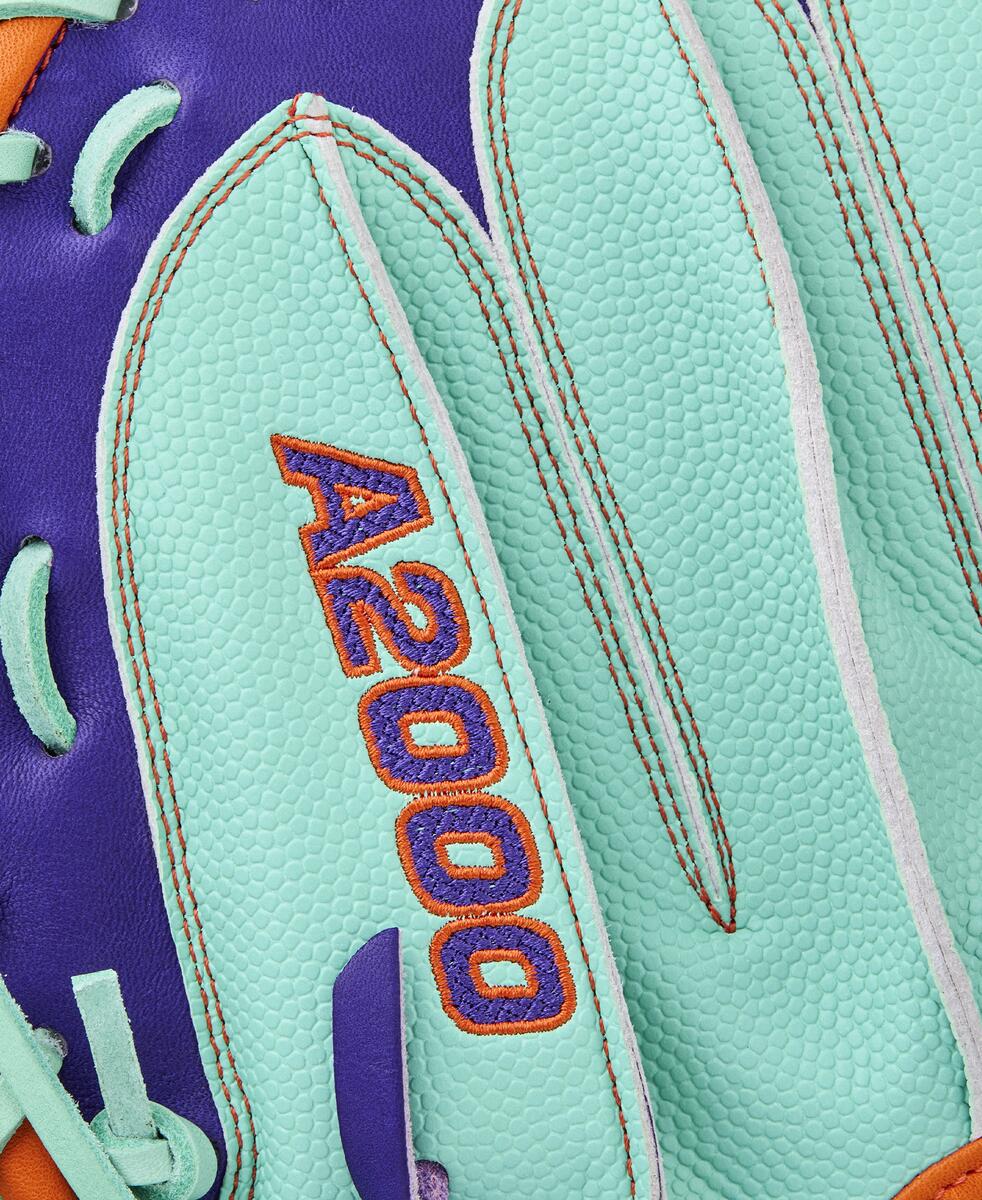 Wilson A2000 Winter 2025 CM33SS Purple/Seafoam 33"-RHT