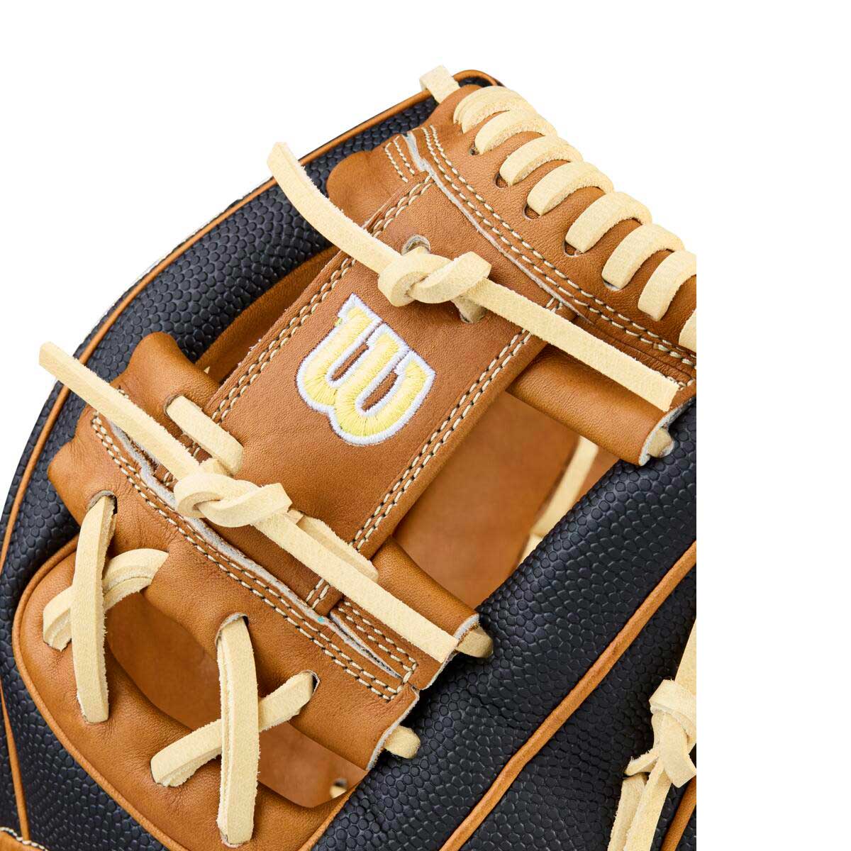 Wilson A2000 Classic 1975SS Blonde/Black 11.75"-RHT