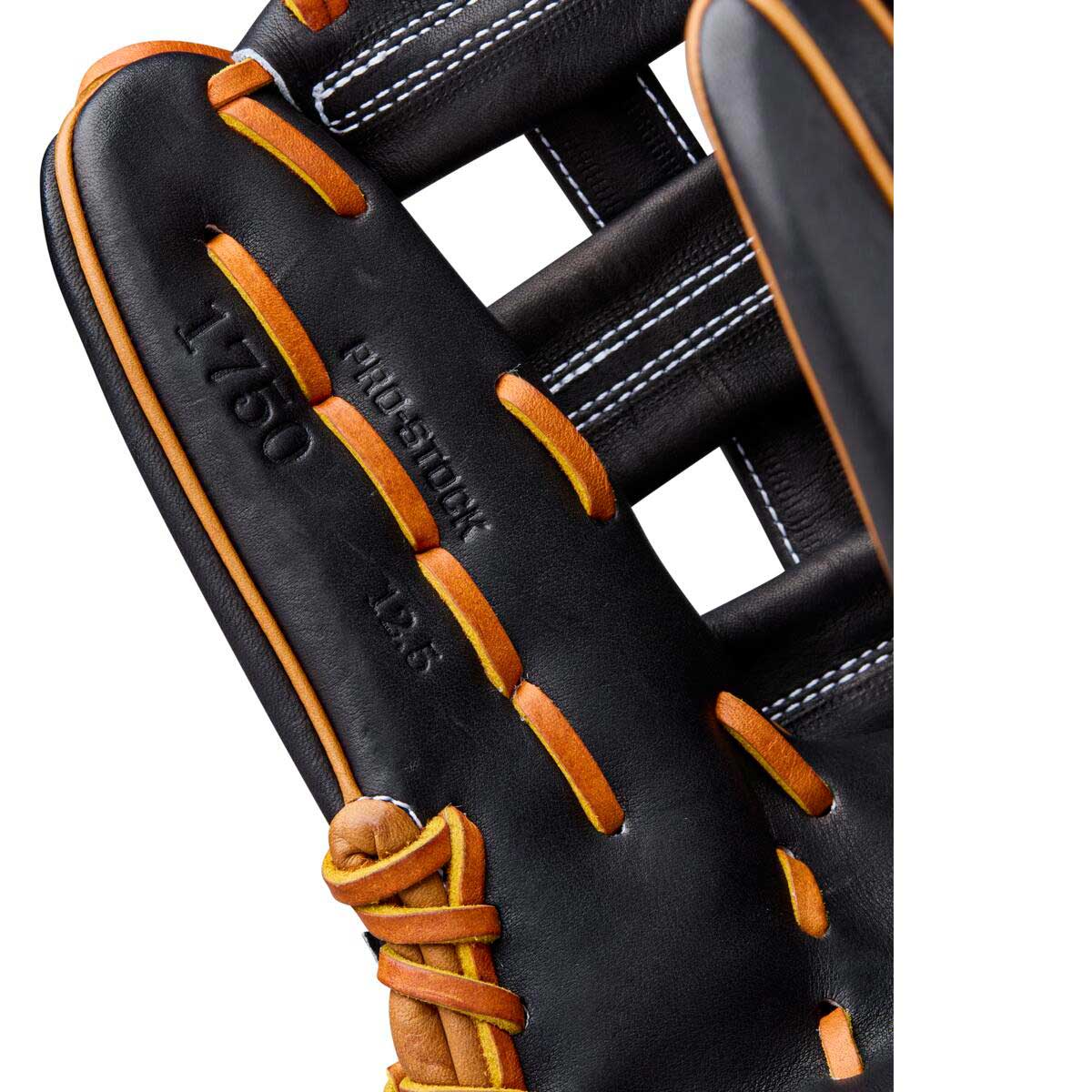 Wilson A2000 Classic 1750 Saddle Tan/Black 12.5
