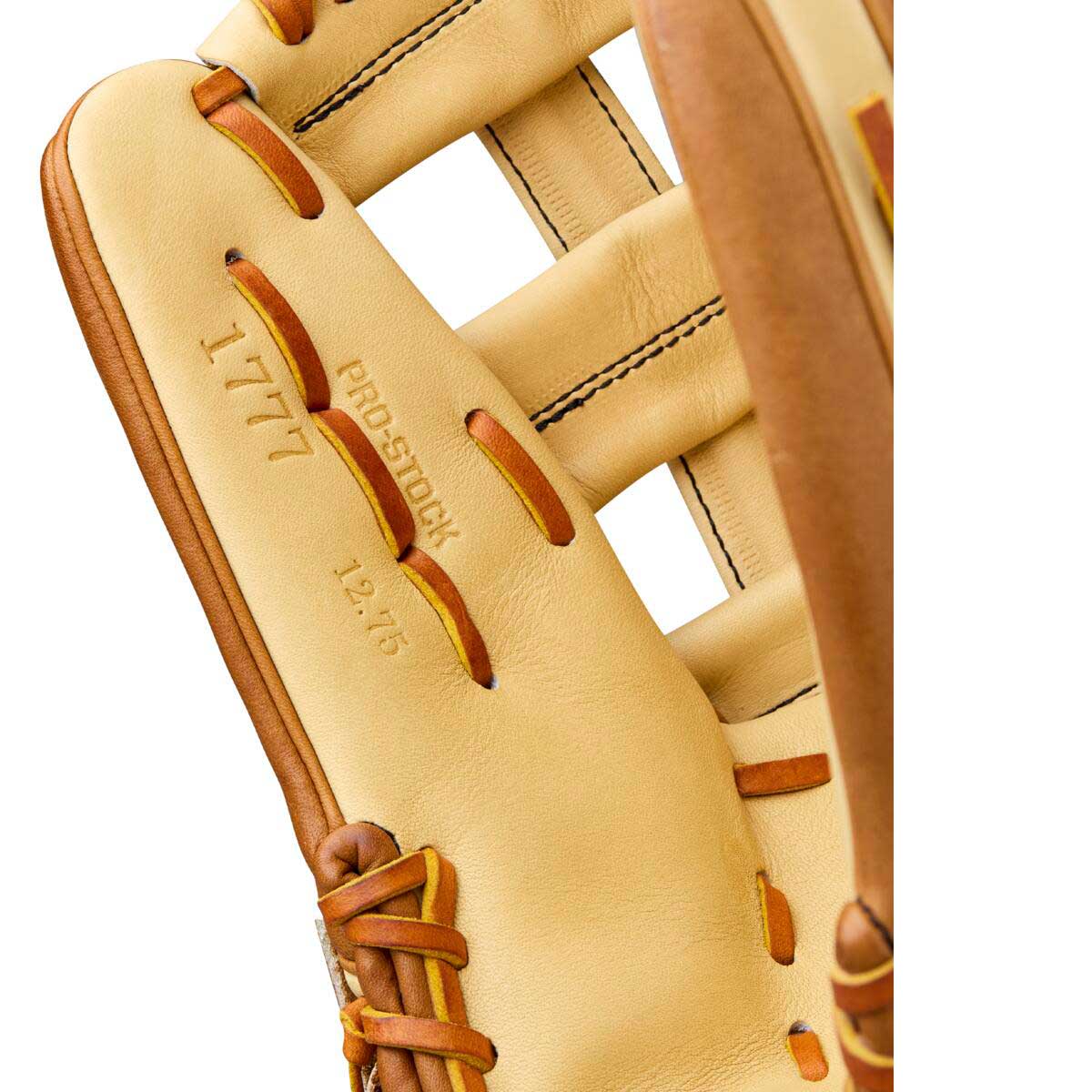 Wilson A2000 Classic 1777 Blonde/Saddle Tan 12.75"