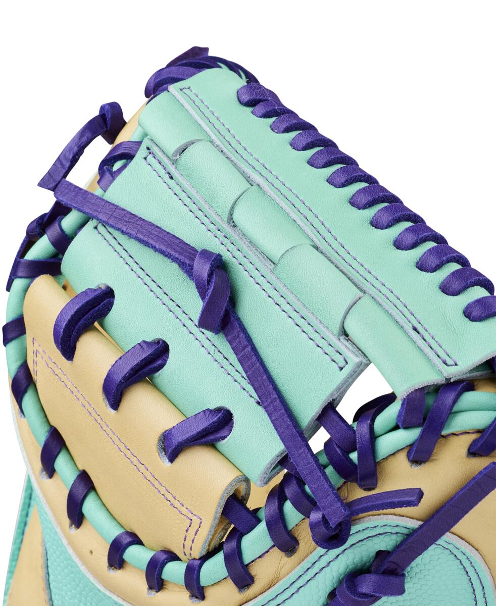 Wilson A2K Spring 2026 1734 Seafoam/Blonde 34