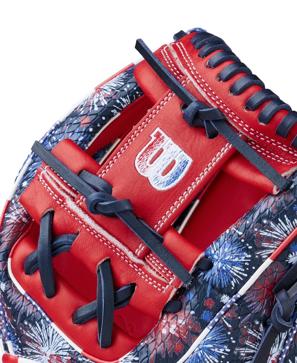 Wilson A2000 July 2025 GOTM 1975 SS 11.75"-RHT