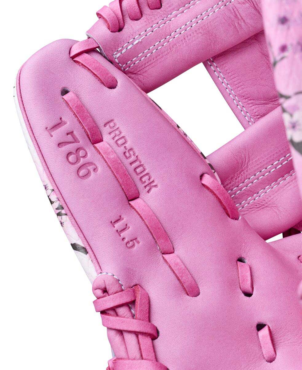 Wilson A2000 Summer 2026 1786 Cherry Blossom 11.5"-RHT