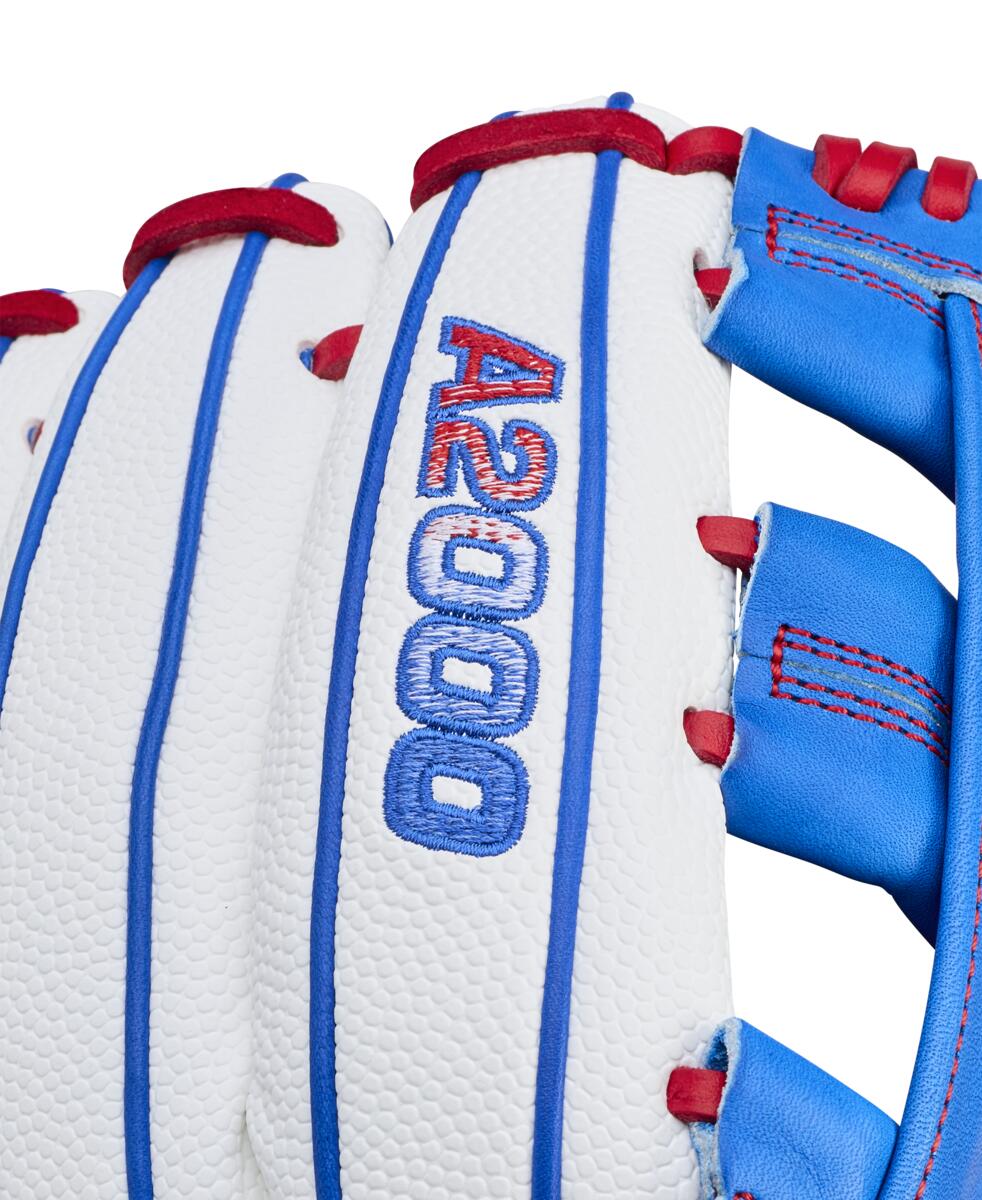 Wilson A2000 Fastpitch Summer 2026 FP1712SS White/Royal 12"-RHT