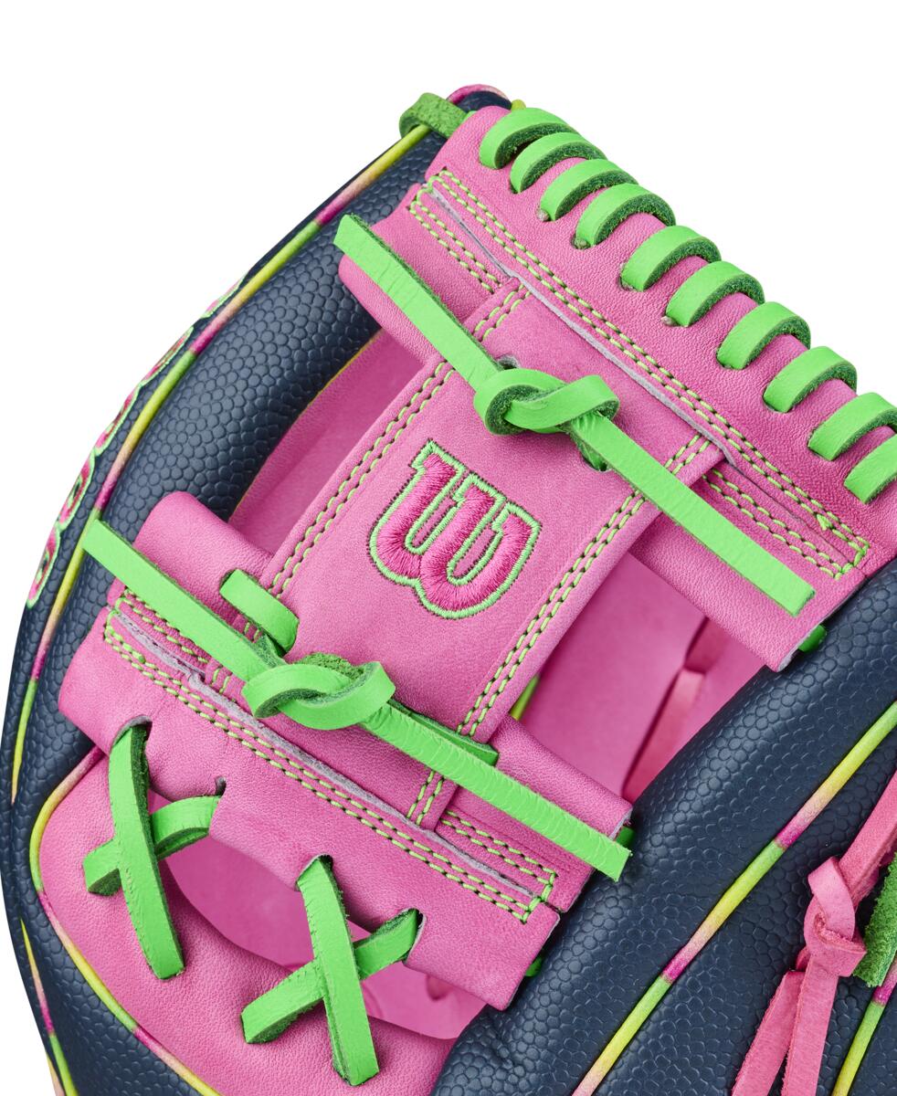 Wilson A2000 June 2026 GOTM BK/FLAG/G 1724 11.75"-RHT