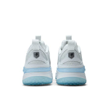New Balance M3000v8 Fresh Foam Turf Shoes