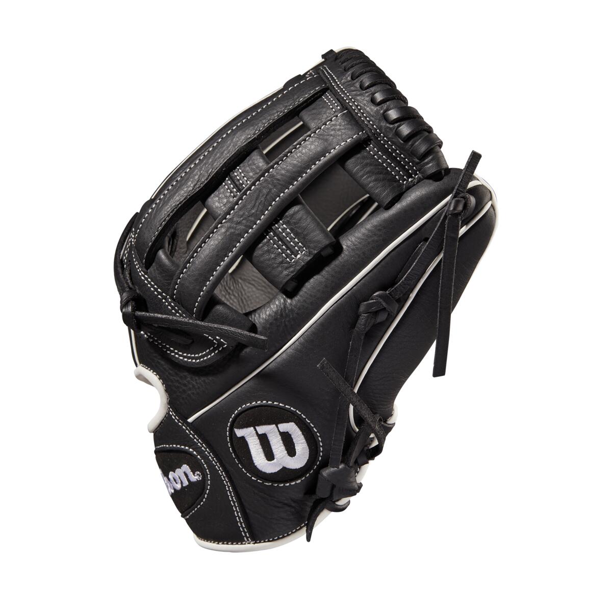 Wilson A700 Fastpitch Black/White 12"